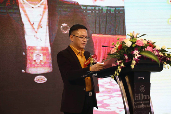 图为申天鑫集团董事长林文福