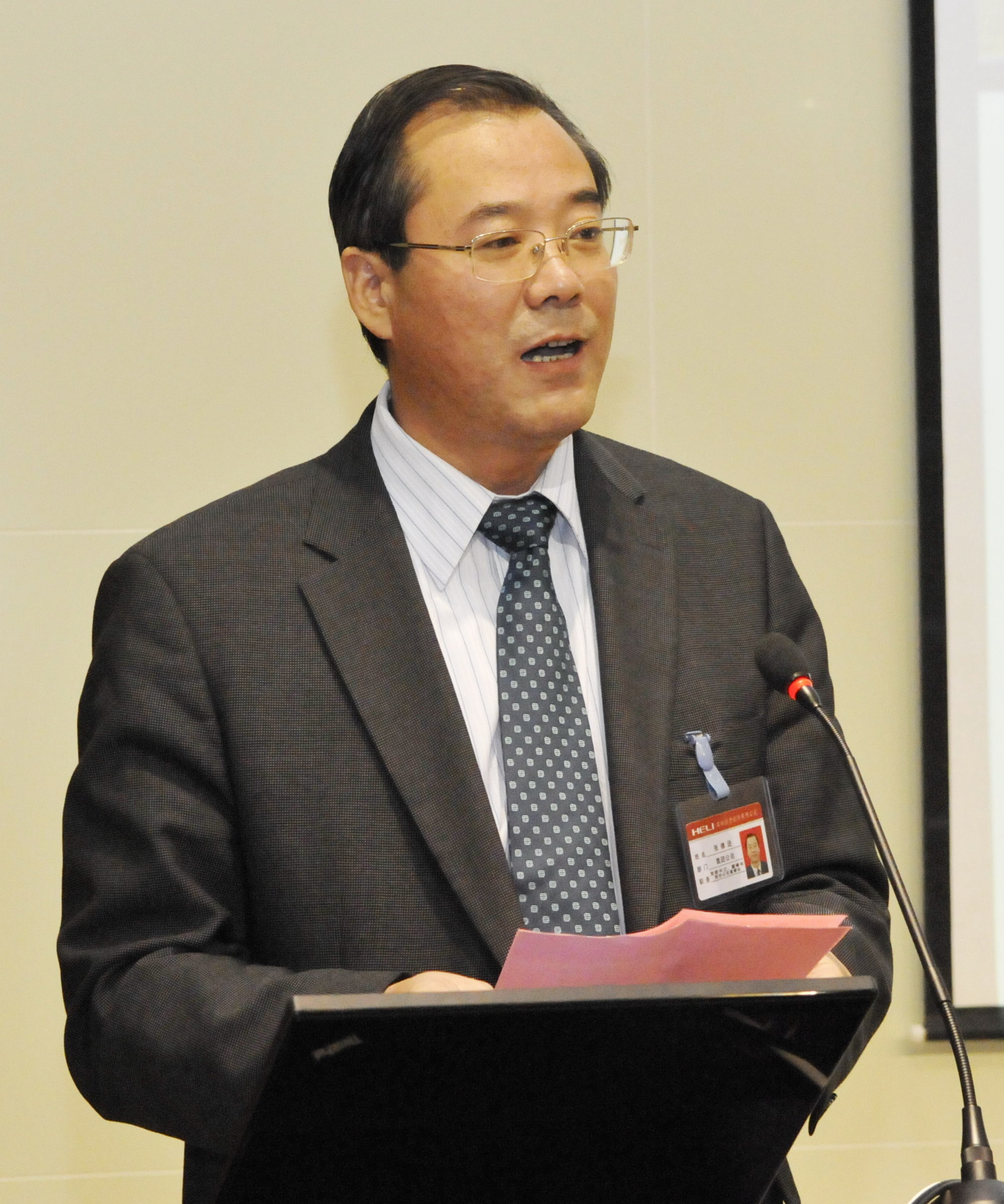 安徽叉车集团董事长张德进:不忘初心 牢记产业报国使命