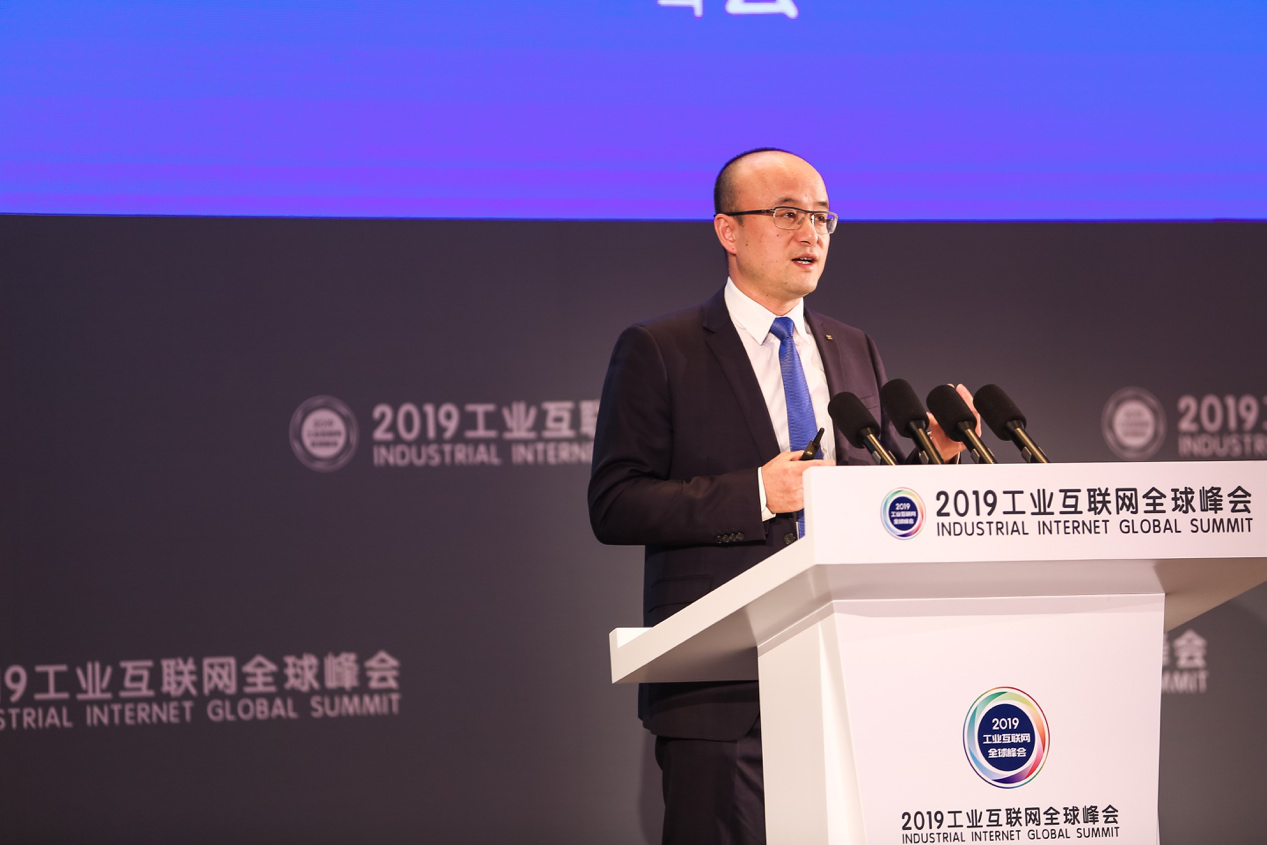 紫光云老总(3)