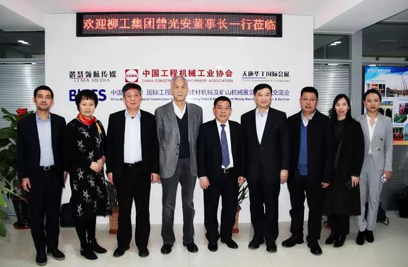 董事长一行_一行白鹭上青天图片(2)