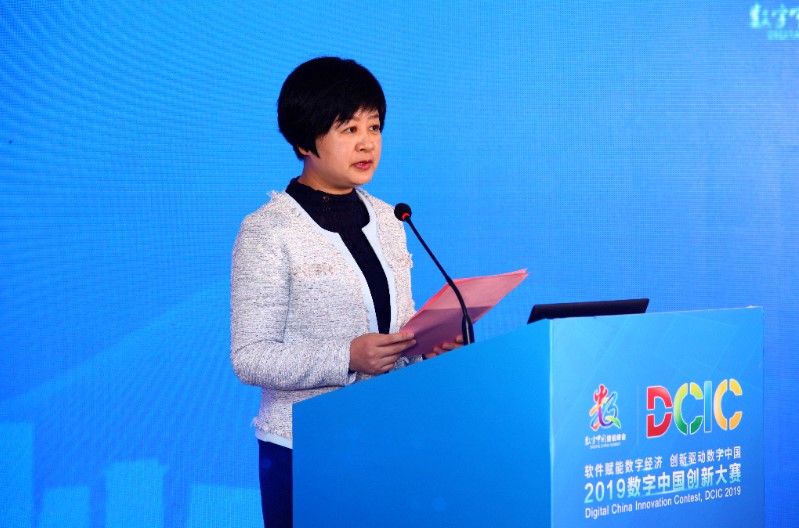 福州市人民政府副市长 李春