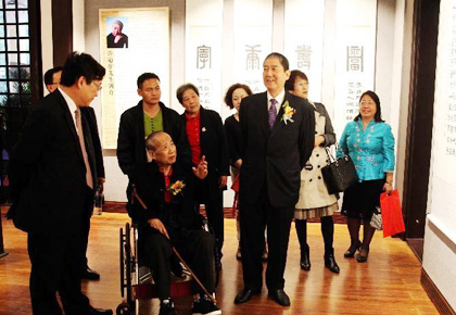 沙道维澳门书法展开幕